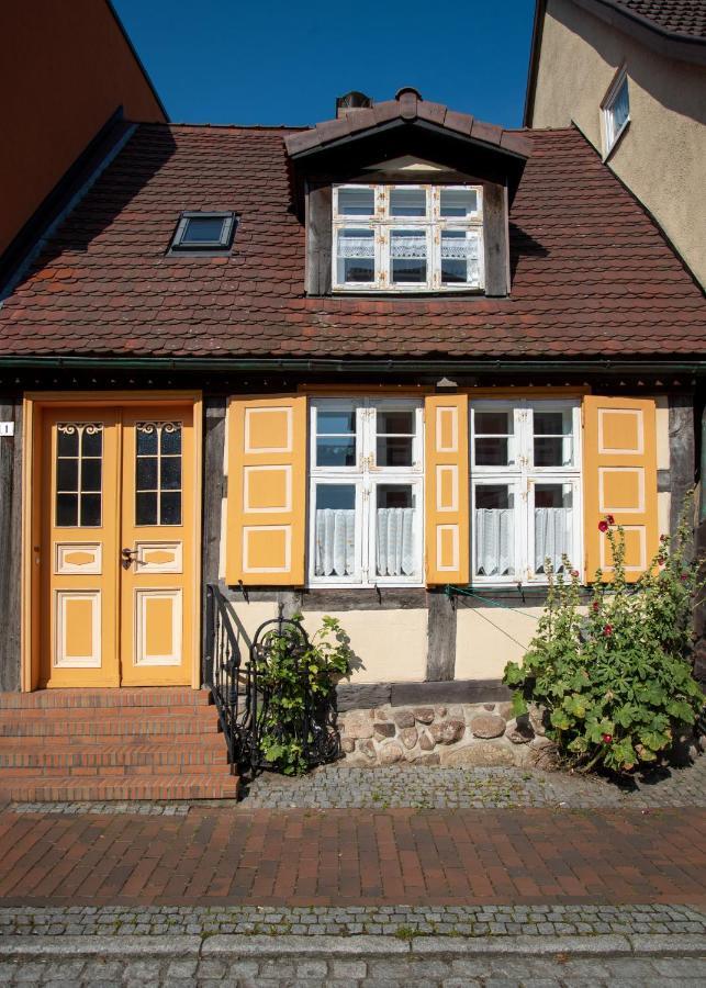 Historisches Fischerhaeuschen Ribnitz-Damgarten Esterno foto